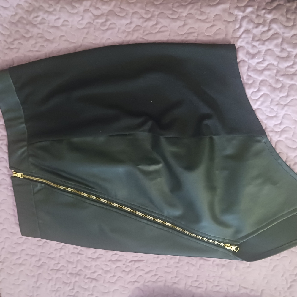 Vegan Black Skirt with Gold Zipper